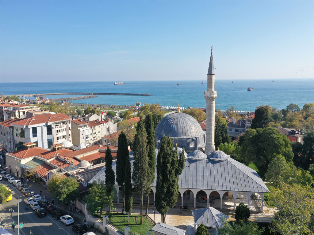 Rüstempaşa Camii