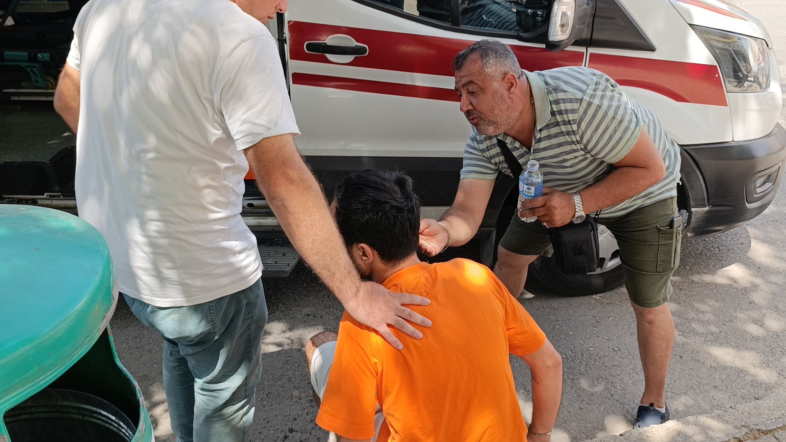 Antalyada Fikra Gibi Olay Kazaya Giden Ambulans Kaza Yapti (4)