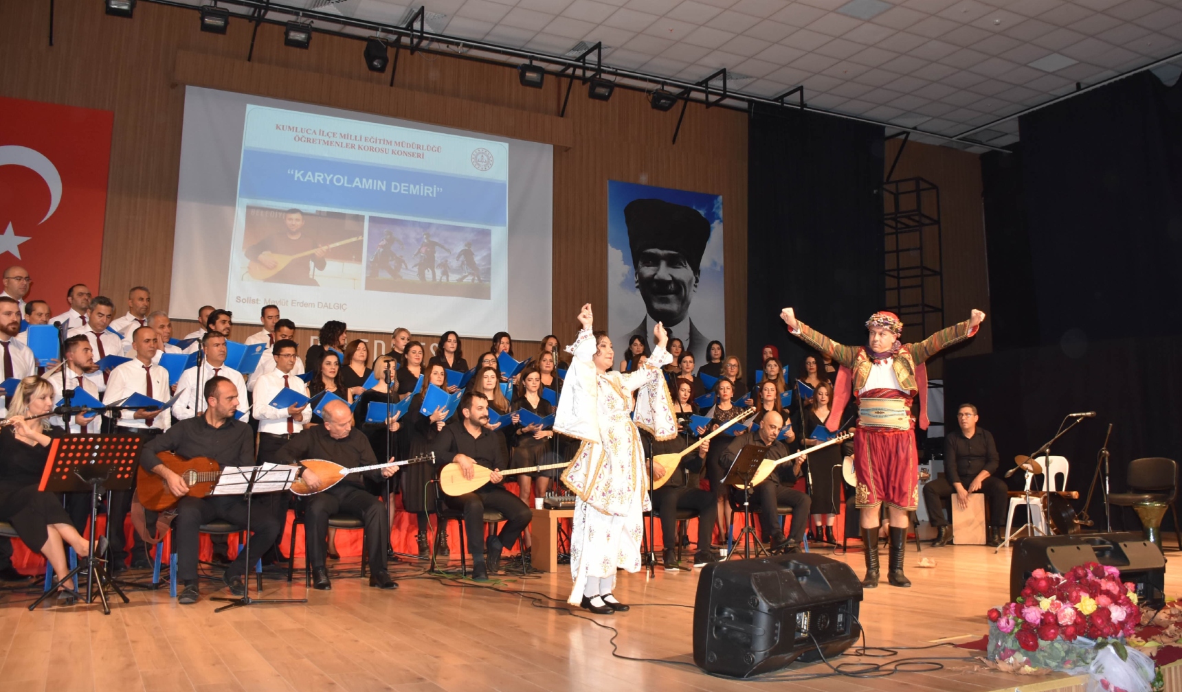 Antalya'da Öğretmenler Türk Halk Müziği Konseri Verdi-1