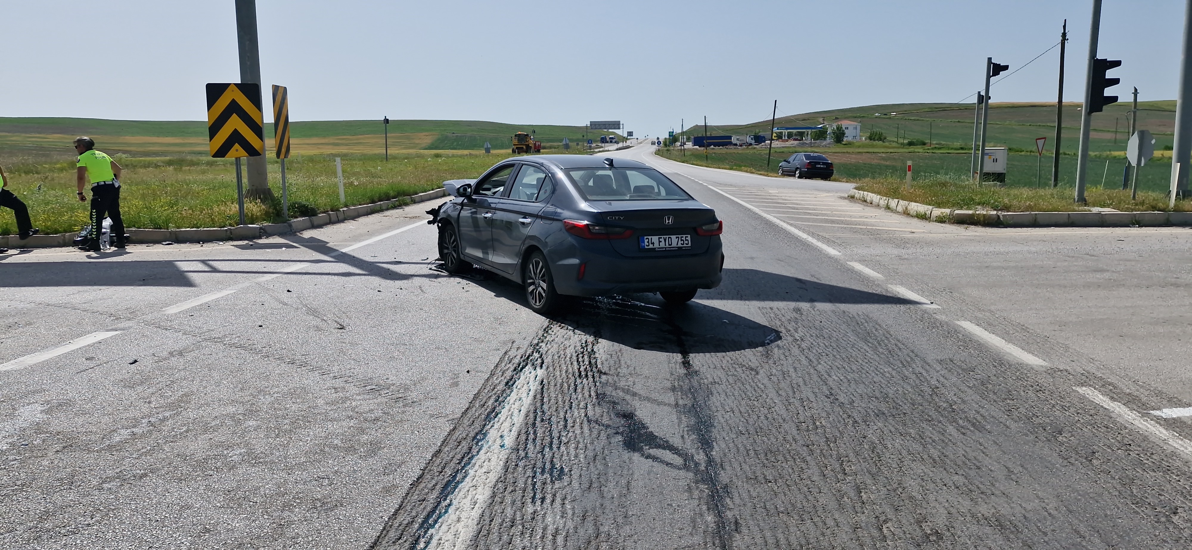 Corumda Korkunc Kaza 2Si Cocuk 3 Kisi Yaralandi (2)