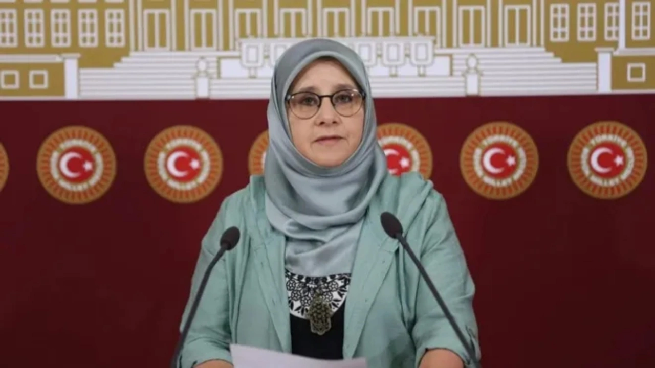 Eski Hdp Istanbul Milletvekili Huda Kaya Kimdir Nereli Kac Yasinda1