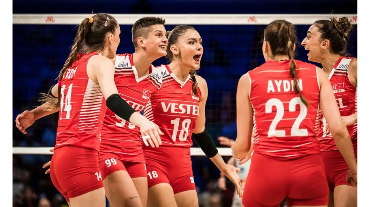 A Milli Kadın Voleybol Takımı Paris'e Hazır! Sultanlar Kadrosu Belli Oldu-2