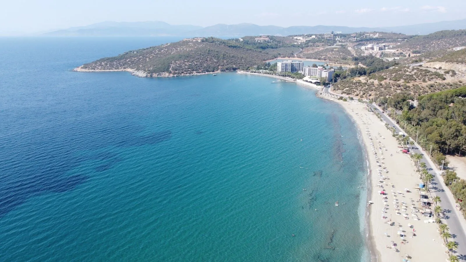 Kuşadası'nın saklı cenneti: Pigale Plajı'nda güneş ve denizin tadını çıkarın