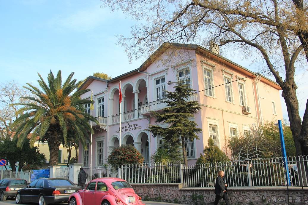 İzmir Buca Davut Farkoh Köşkü