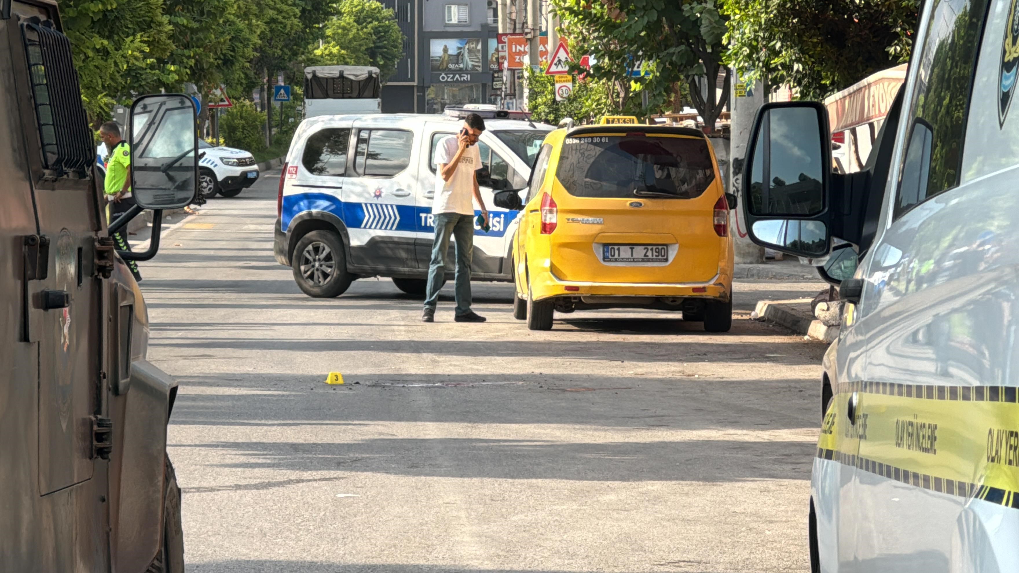 Mersin'de Karakol Önünde Silahlı Saldırı Özel Harekat Polisi Tarafından Vuruldu! (5)