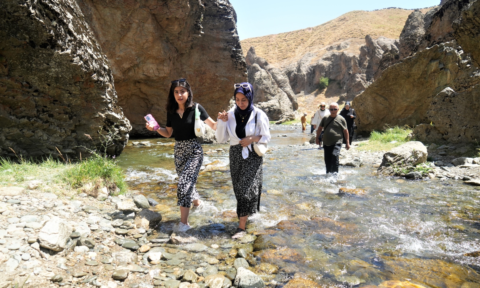 Musun Gizli Cenneti Kizilagac Kanyonu Dogaseverleri Bekliyor (2)