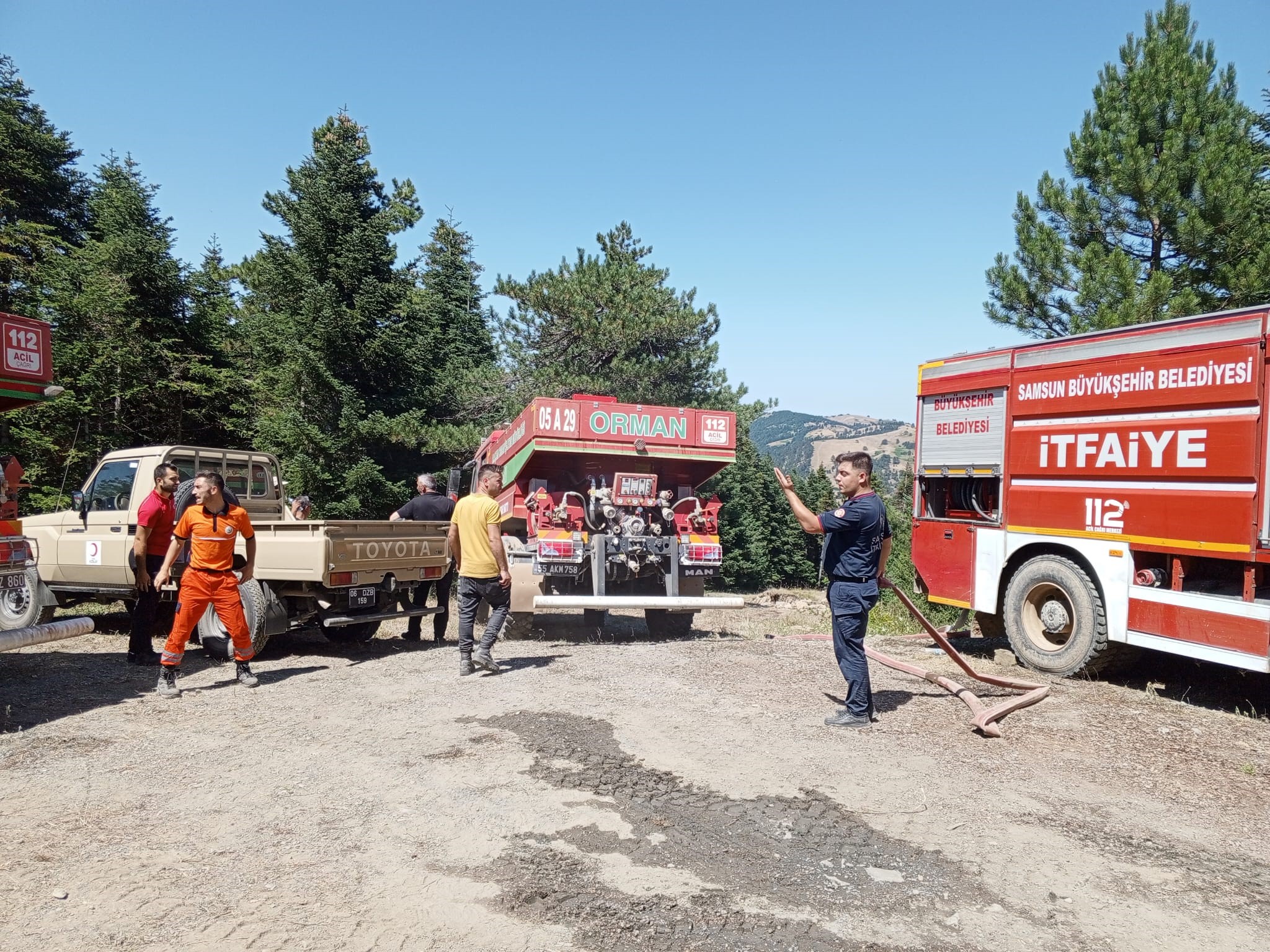 Samsun Yakakentte Feci Yangin Sogutma Calismalari Baslatildi (1)