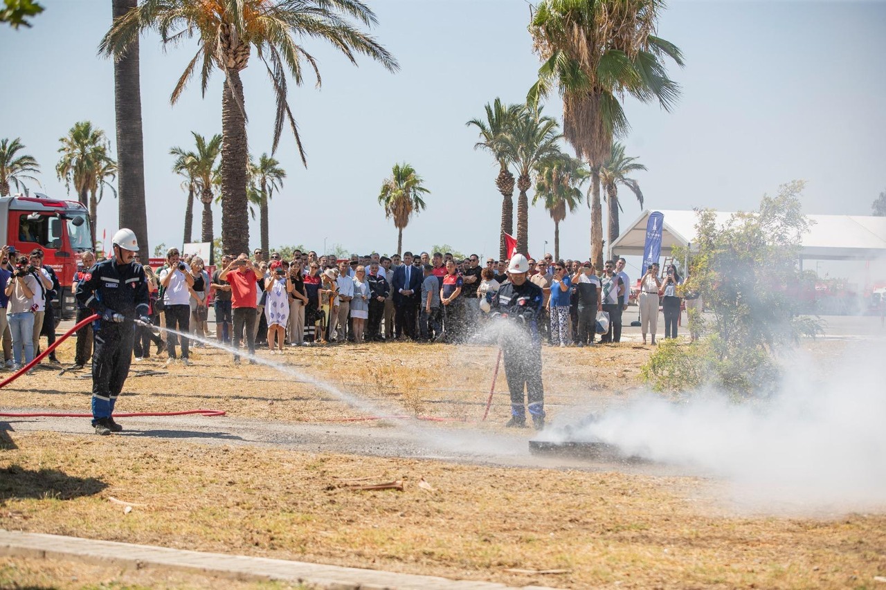 Buyuksehirden Orman Yanginlarina Karsi 40 Yeni Tanker 1