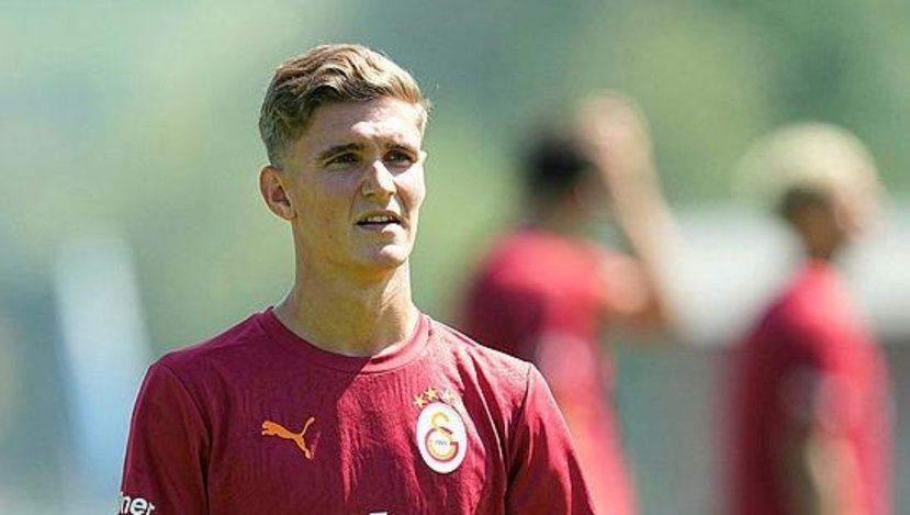 Galatasarayin Yeni Transferi Elias Jelertin Fizigi Taraftari Korkuttu (2)