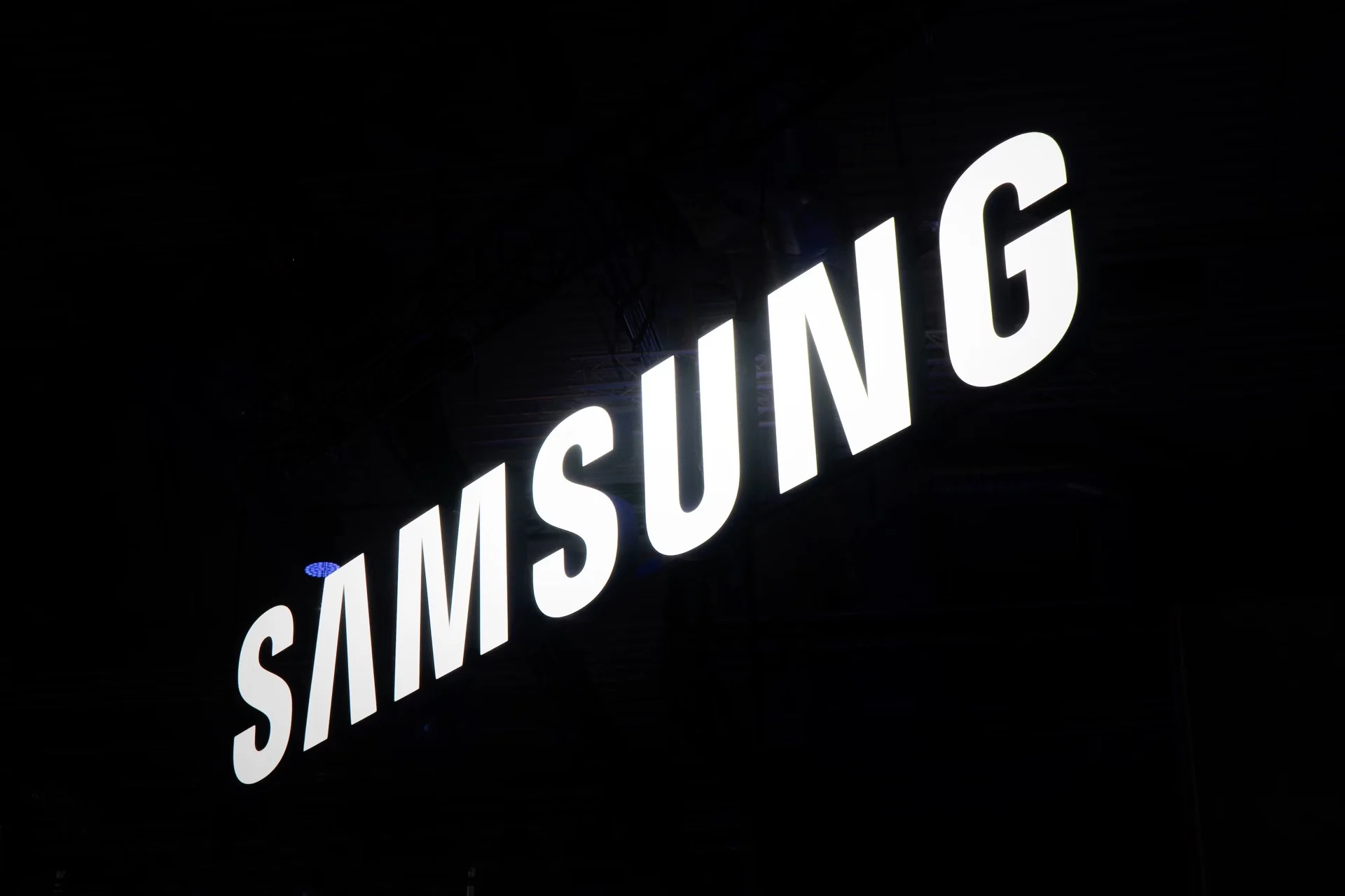 Samsung Logo Cover