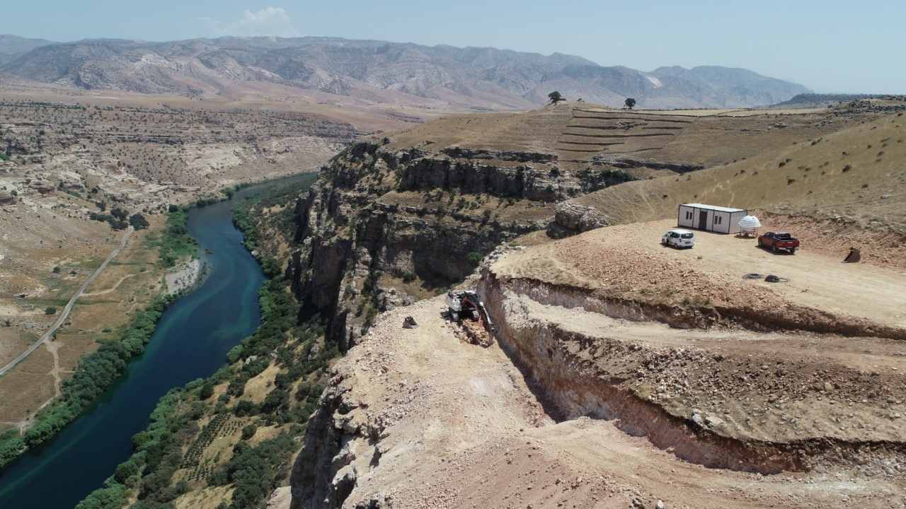 Sirnakta Turizm Atagi Dicle Nehrinin Essiz Guzelligi Cam Terasla Birlesiyor (3)