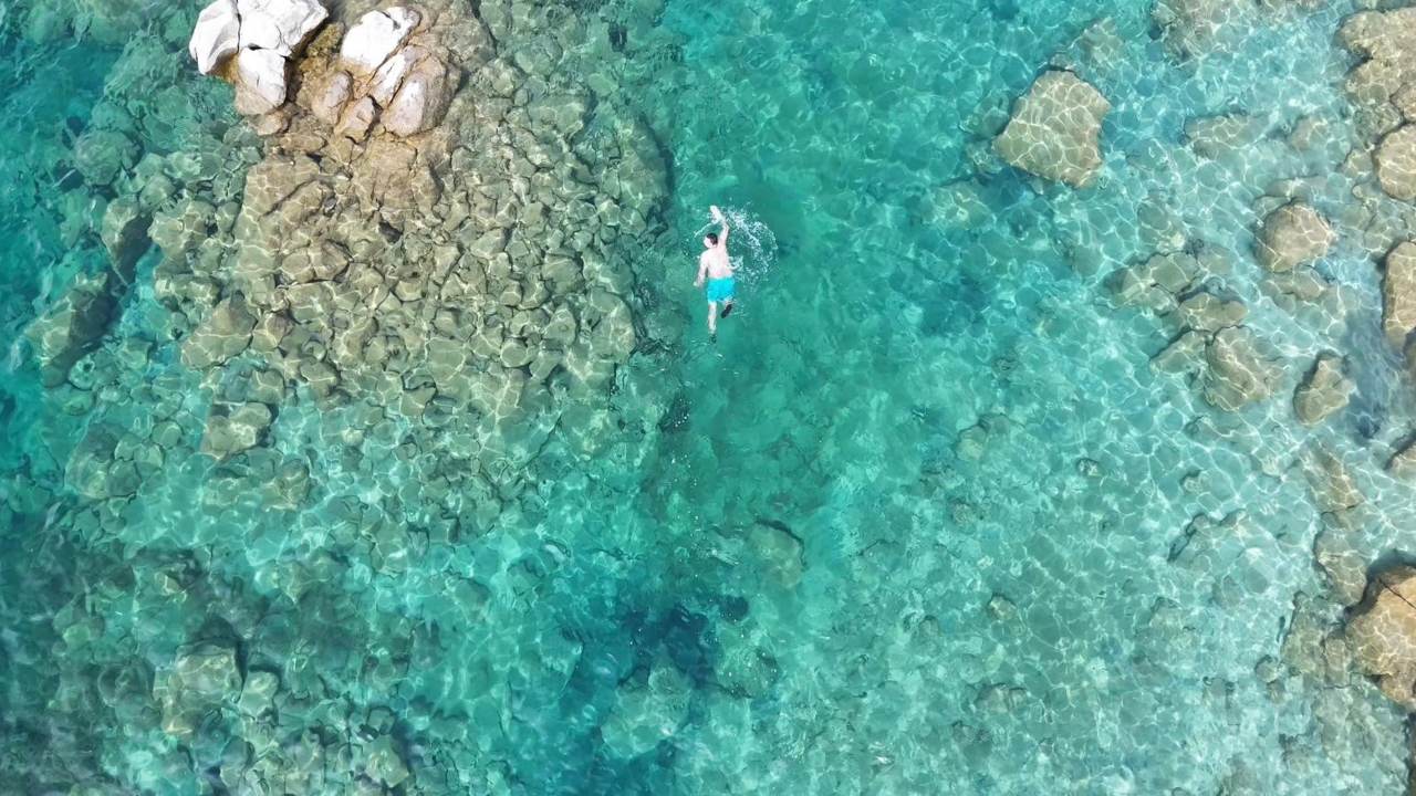 Nemrut Golunde Berrak Sularda Huzur Turistler Masmavi Sulara Kapildi