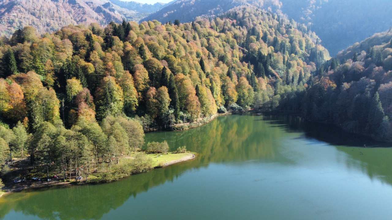 Artvinin Gozbebegi Karagolun Sonbahar Guzellikleri Kesfedilmeyi Bekliyor (2)