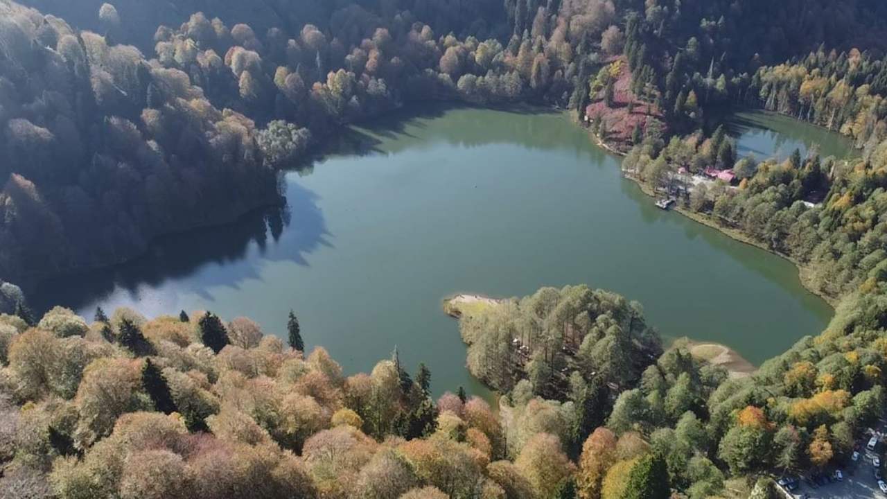 Artvinin Gozbebegi Karagolun Sonbahar Guzellikleri Kesfedilmeyi Bekliyor