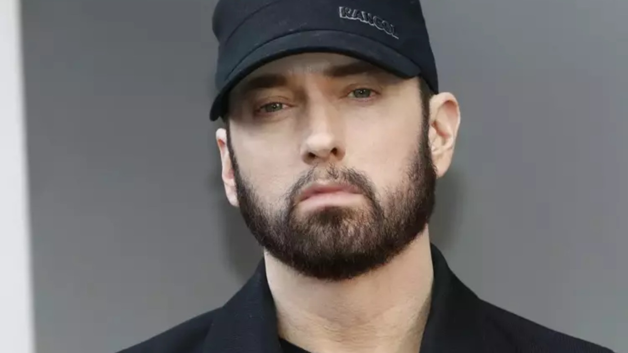 Eminem Dede Oluyor Kizi Bebek Mujdesini Boyle Verdi (2)