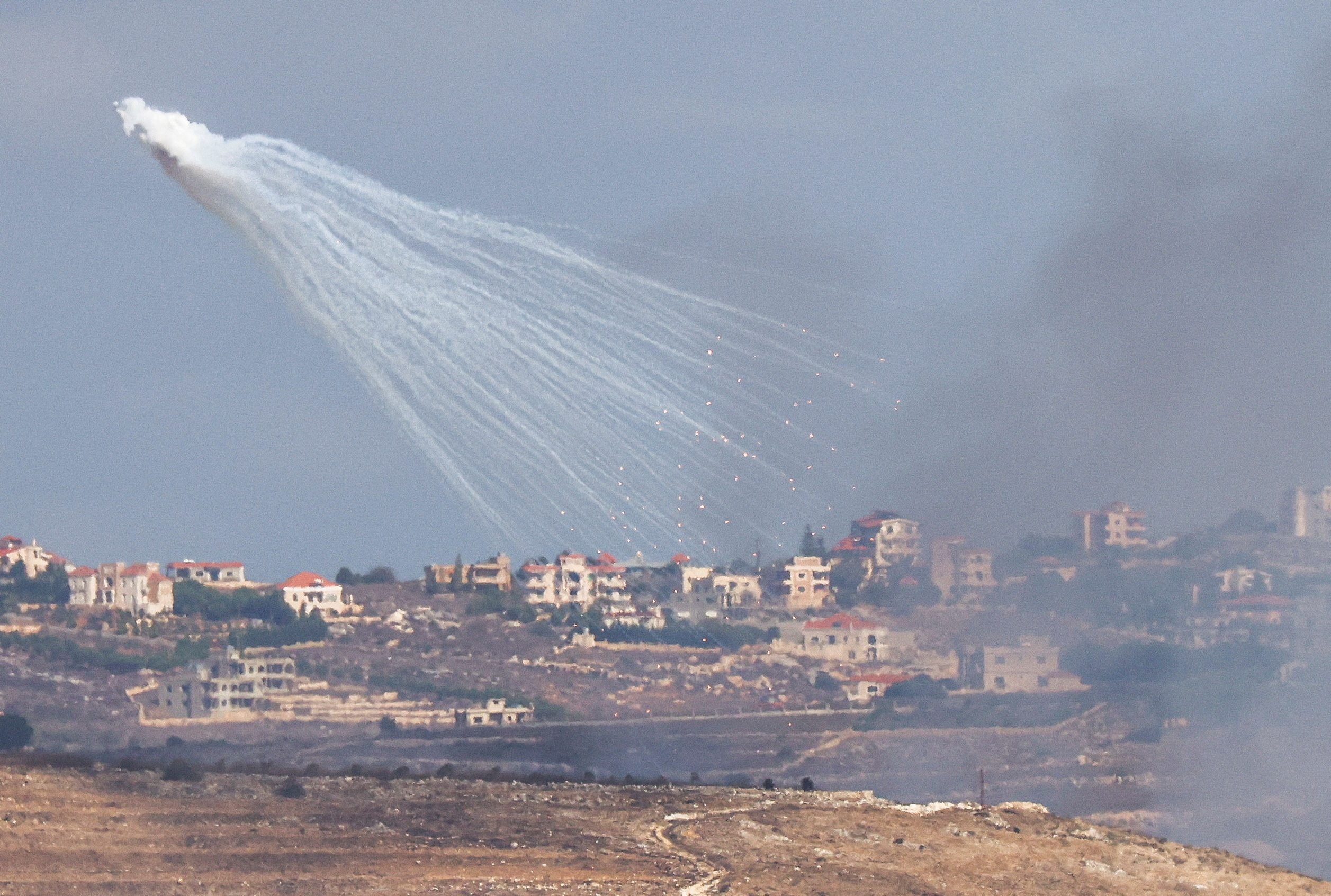 Israil Hizbullaha Karsi Guney Lubnanda Operasyonlarini Yogunlastiriyor (2)