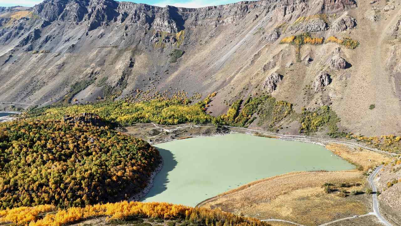 Nemrut Kalderasinin Sari Cenneti Doganin Altin Ruyasi (2)